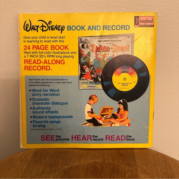 SOLD- Vintage 1977 Walt Disney SLEEPING BEAUTY Read Along Book Record See Hear - Picture 2 of 12